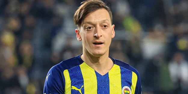 Fenerbahçe ile yollarını ayırdı! Süper Lig ekibinden Mesut Özil bombası