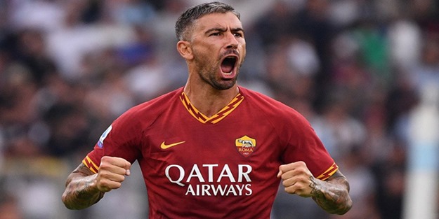 Fenerbahçe'de rota tekrardan Kolarov!
