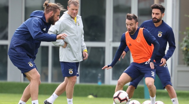 Fenerbahçe’de Sivas mesaisi devam ediyor