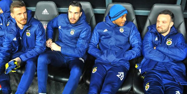 Fenerbahçe'de şok gelişme! 1 ay sahalarda yok