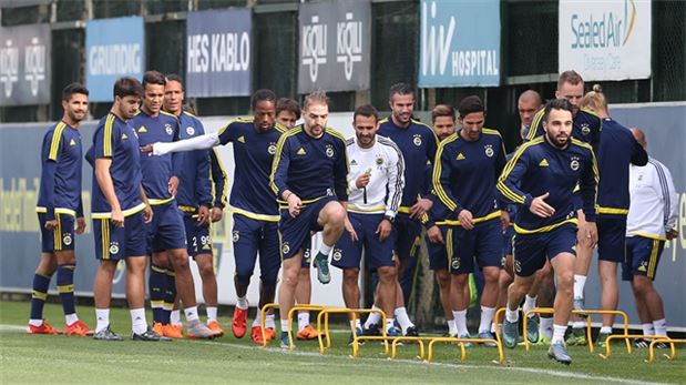 Fenerbahçe'de sözleşme sıkıntısı