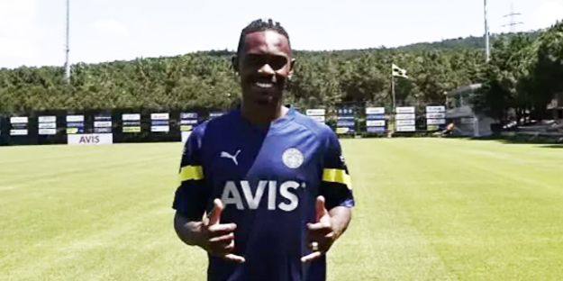 Fenerbahçe'de sürpriz gelişme: Sözleşmesi askıya alınabilir