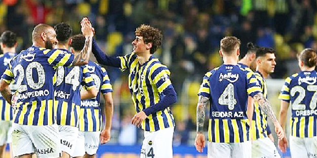 Fenerbahçe'den beklenmedik haber geldi! O isim radara takıldı bile...