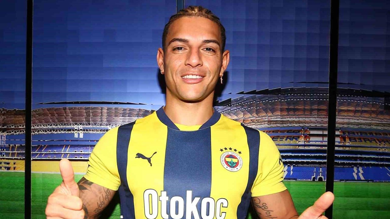 Fenerbahçe'den Diego Carlos açıklaması