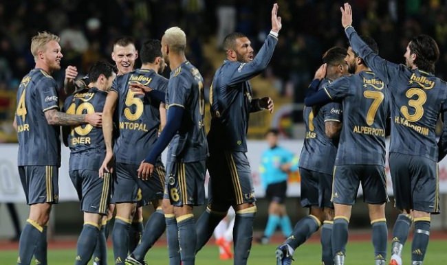 Fenerbahçe'den farklı prova