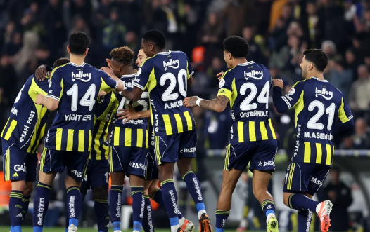 Fenerbahçe’den flaş açıklama: Uçaktaki diyaloğu dışarı taşıyan kişi kovuldu