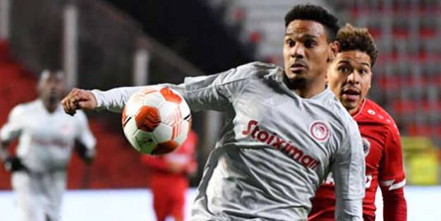 Fenerbahçe'den forvete Tiquinho ismi!