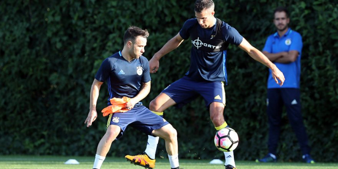 Fenerbahçe hazırlıklarını sürdürüyor