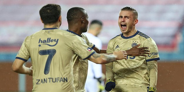 Fenerbahçeli Dimitrios Pelkas Rusya’ya mı gidecek?