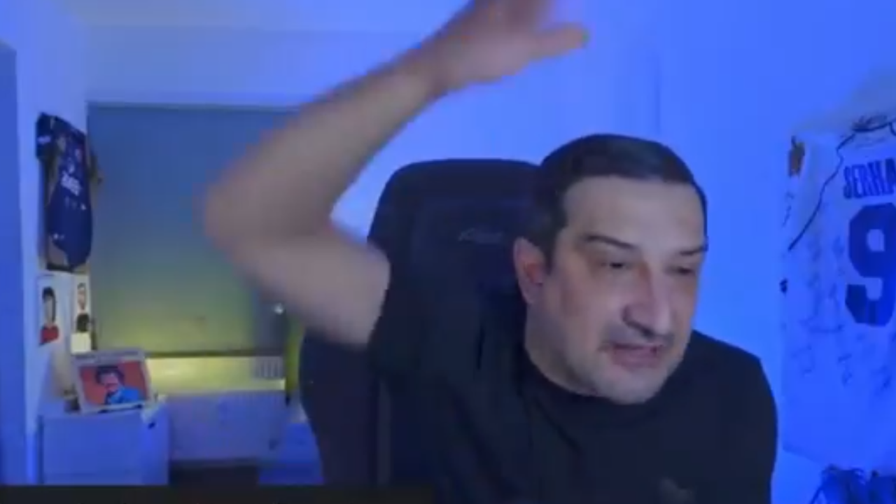 Fenerbahçeli futbolcu 'yapı ağlaklığına' isyan etti! 'Nerede ulan bu yapı?'