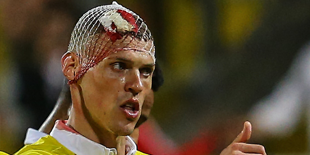 Fenerbahçeli futbolcudan Beşiktaş'a olay gönderme!