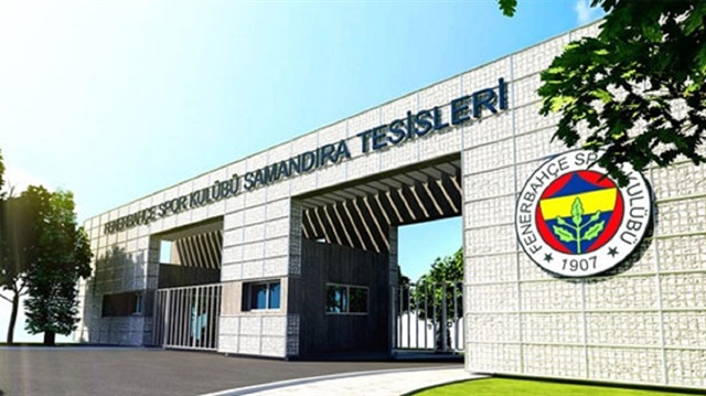 Fenerbahçeli futbolcular geceyi Samandıra'da geçirdi