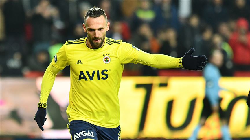 Fenerbahçeli Muric'ten 'ikinci sarı kartı bilerek gördü' eleştirilerine yanıt