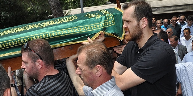 Fenerbahçeli Oğuz Savaş'ın acı günü