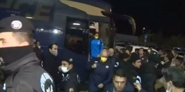 Fenerbahçeli taraftarlar isyan etti