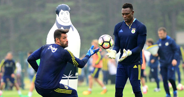 Fenerbahçeli yıldız rest çekti: Paramı verin gideyim