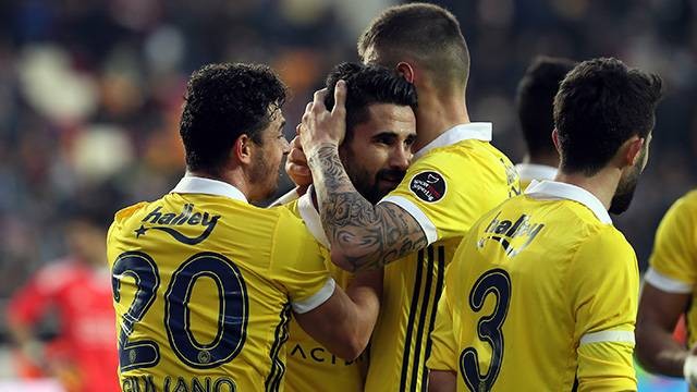 Fenerbahçeli yıldızlar Malatyaspor galibiyetini değerlendirdi