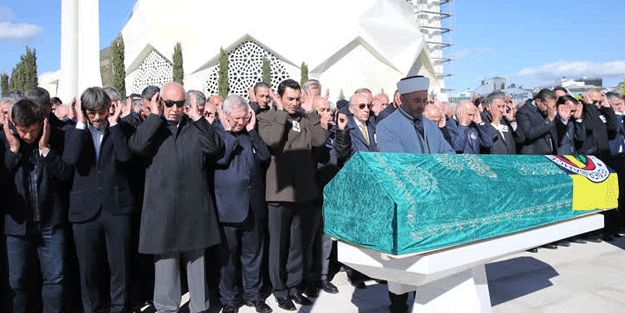 Fenerbahçeli yönetici Vedat Olcay son yolculuğuna uğurlandı