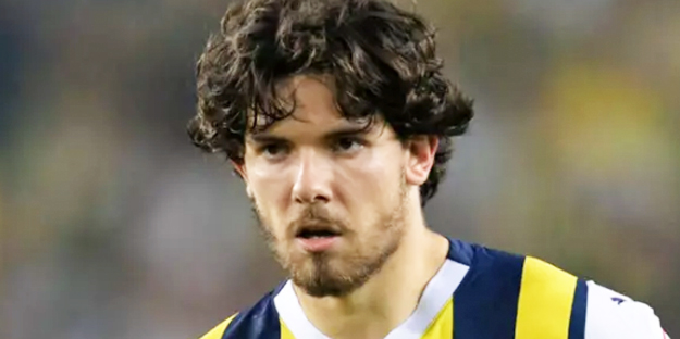 Fenerbahçeliler şokta! Kaçan şampiyonluk sonrası yuvadan ilk uçacak isim belli oldu!