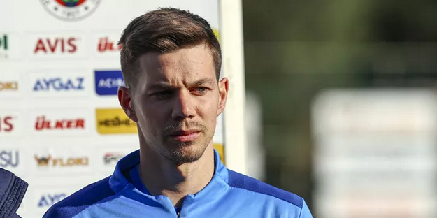 Fenerbahçelilere büyük şok! Yıldız isim artık yolcu...