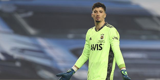 Ajax Altay'ı istiyor