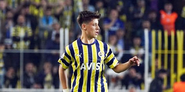 Fenerbahçe'nin 10 numarasına 10 numara takım talip... O kulüp talebe yetişemiyor! Diyerek duyurdular...