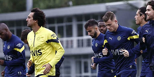 Fenerbahçe'nin Antalya kampında 8 eksik