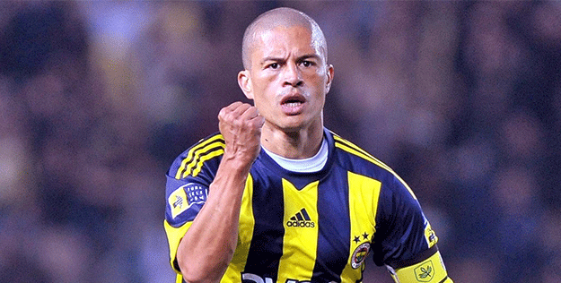 Fenerbahçe'nin efsanesi Alex'den çarpıcı sözler!