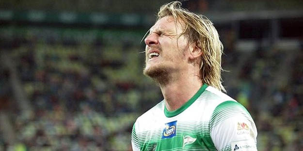 Fenerbahçe'nin eski oyuncusu istenmeyen adam ilan edildi