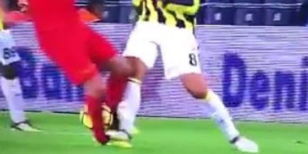 Fenerbahçe'nin golünde büyük tartışma