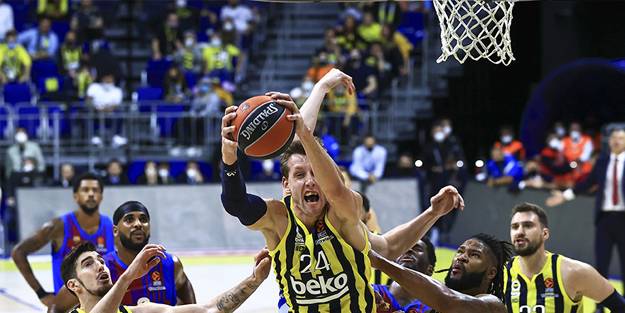 Fenerbahçe'nin iki maçı ertelendi