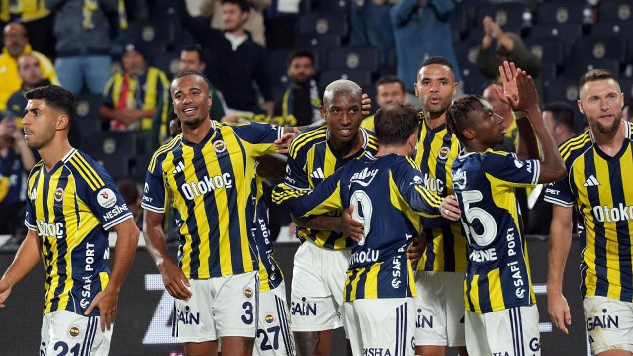 Fenerbahçe'nin ilk yarı istatistikleri açıklandı