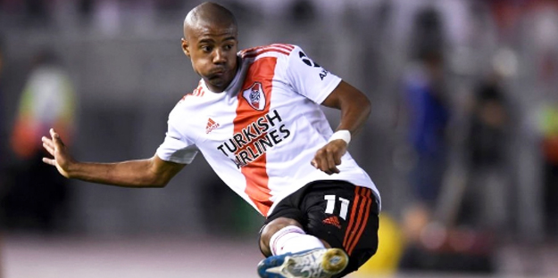 Fenerbahçe'nin orta sahasına bomba transfer!