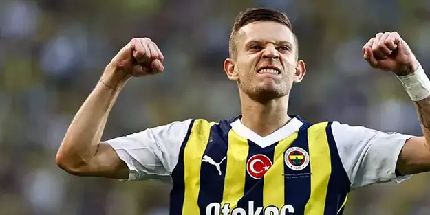 Fenerbahçe'nin ünlü futbolcusuna sürpriz talip! Camiayı karıştıracak flaş açıklamalar! İşte listeleri belli oldu