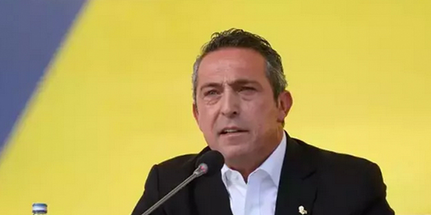 Fenerbahçe'nin yeni forveti belli oldu! Okan Buruk'un hayalindeki yıldızı Ali Koç getiriyor