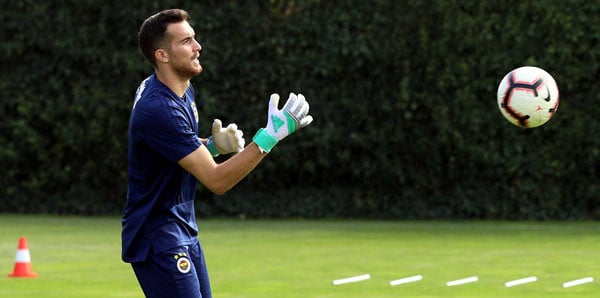 Fenerbahçe'nin yeni transferi Harun Tekin ilk antrenmanına çıktı!