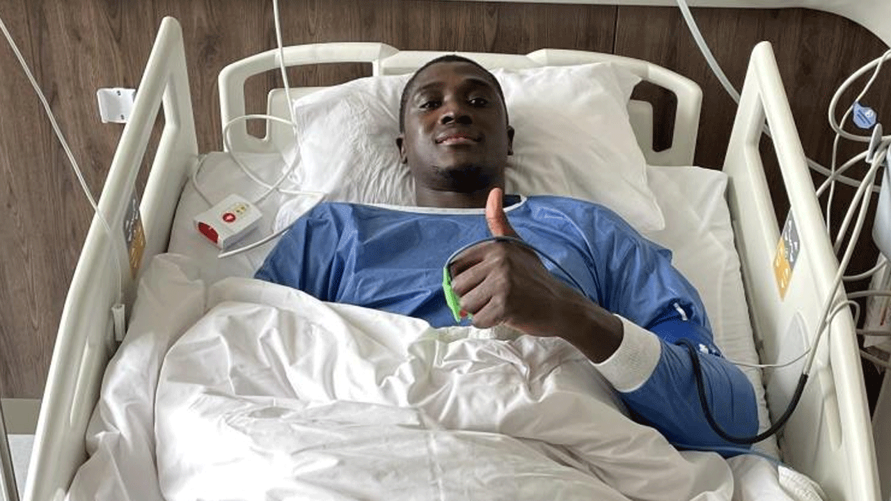 Fenerbahçe'nin yıldızı ameliyat oldu