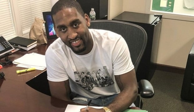 Fenerbahçe'nin yıldızı resmen Amerikan Basketbol Ligi'nde!