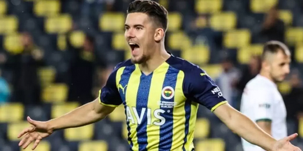 Fenerbahçe'nin yıldızına kancayı attılar!