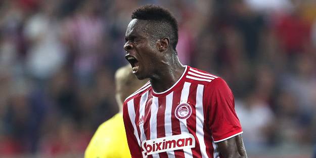 Fenerbahçe'ye 1.98'lik stoper geliyor!