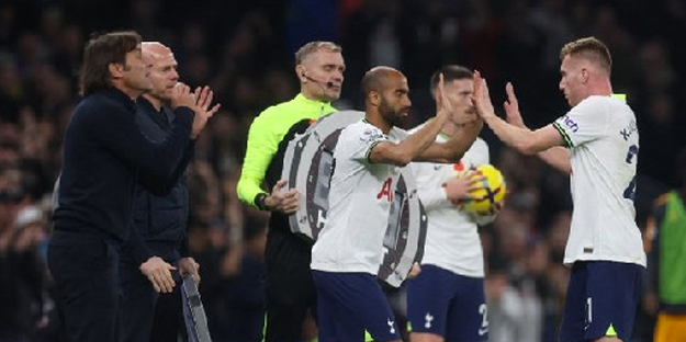 Fenerbahçe'ye bir kötü haber daha! Adı sık sık yazılıyordu ama...