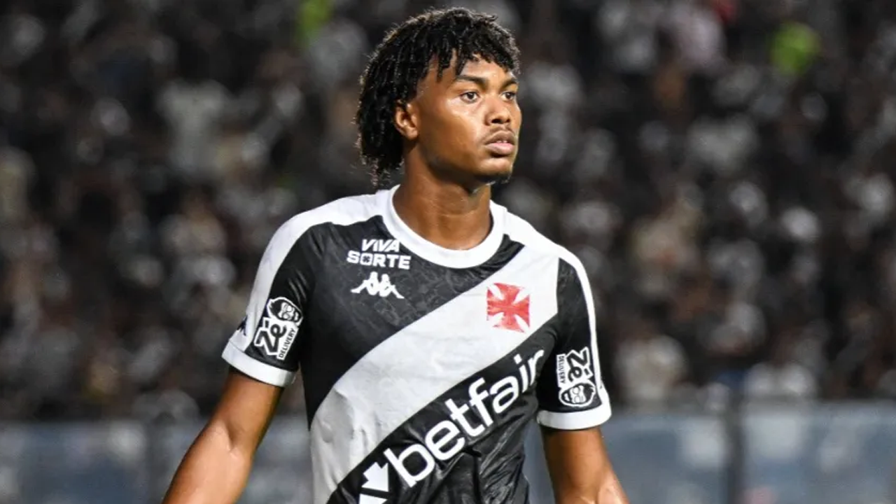 Fenerbahçeye büyük şok! Memleketine geri döndü!