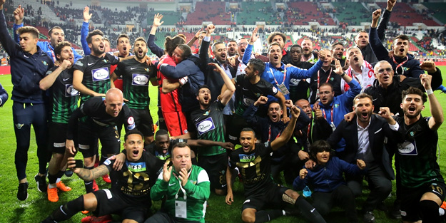 Fenerbahçe'ye büyük şok! Türkiye Kupası Akhisar'ın!