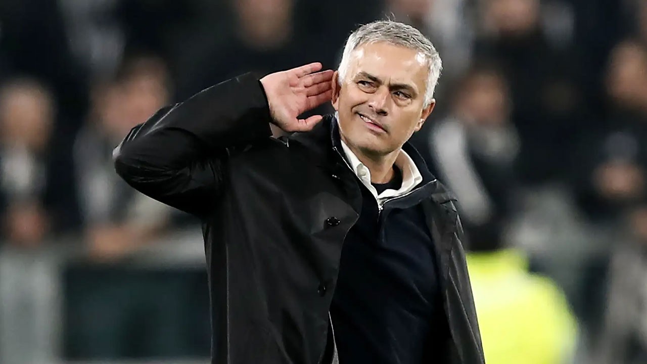 "Fenerbahçe'ye geldiğinize pişman mısınız?" Mourinho'dan olay cevap
