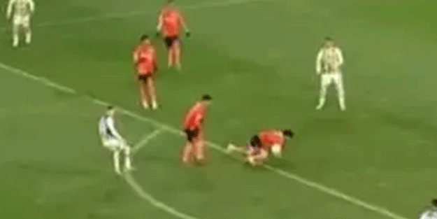 Fenerbahçe'ye verilen penaltı doğru mu? Eski hakemlerden olay yorumlar!