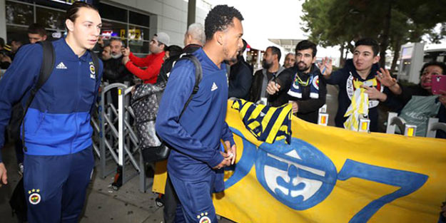 Fenerbahçe'ye yapılan karşılama Kayserisporluları kızdırdı!