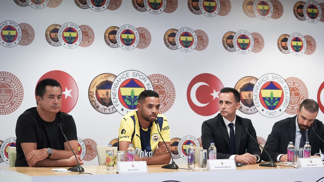 Fenerbahçe’yi forvetsizliğe zorlayacak son dakika gelişmesi! Korkunç itiraf taraftarı tir tir titretecek! Yok artık!