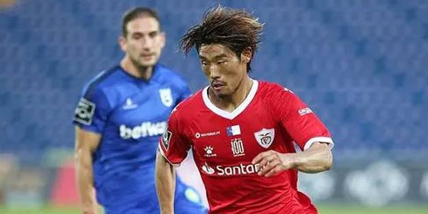 Fener'e Japon orta saha