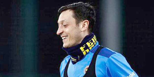 Fener'e müjde, Mesut Özil idmana çıktı!