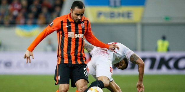 Fener'in sol beki İstanbul'a geliyor